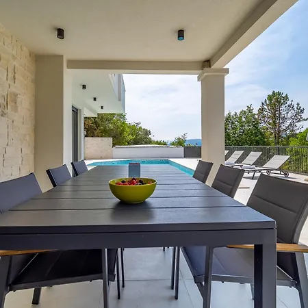 Pool Greta Krk - Happy Villa
