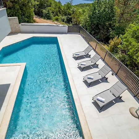 Pool Greta Krk - Happy Villa